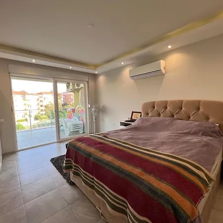 Beautifull Huge 4 Bedrooms Lejlighed Alanya