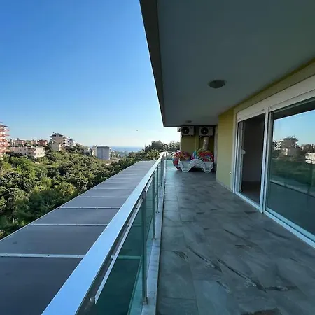 Apartmán Beautifull Huge 4 Bedrooms *