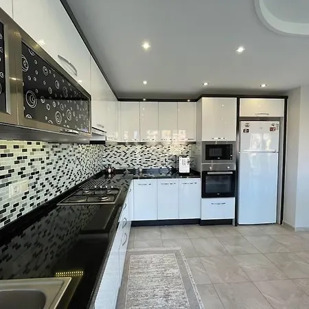 アパート Beautifull Huge 4 Bedrooms *