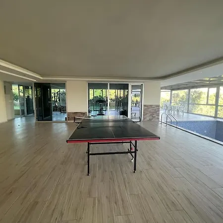 アパート Beautifull Huge 4 Bedrooms